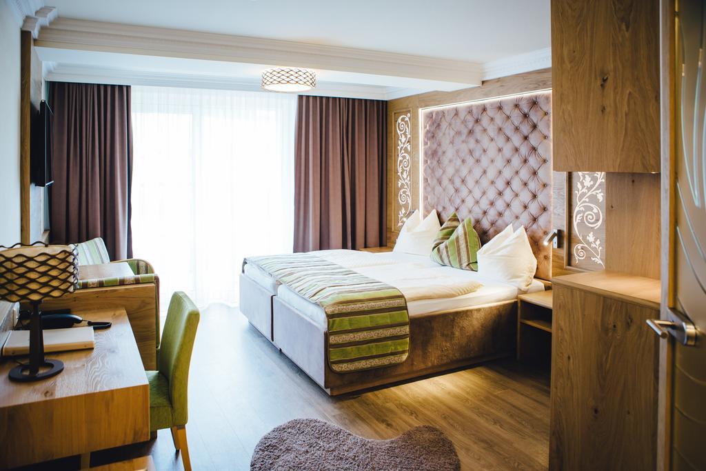 Wellnesshotel Aumuehle Grein Exterior foto